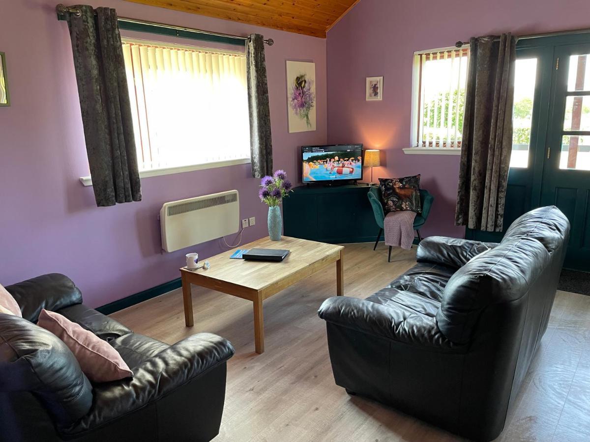 Wellsfield Farm Holiday Lodges Stirling Eksteriør billede