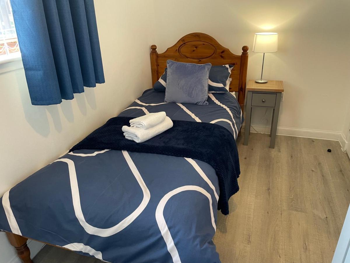 Wellsfield Farm Holiday Lodges Stirling Eksteriør billede