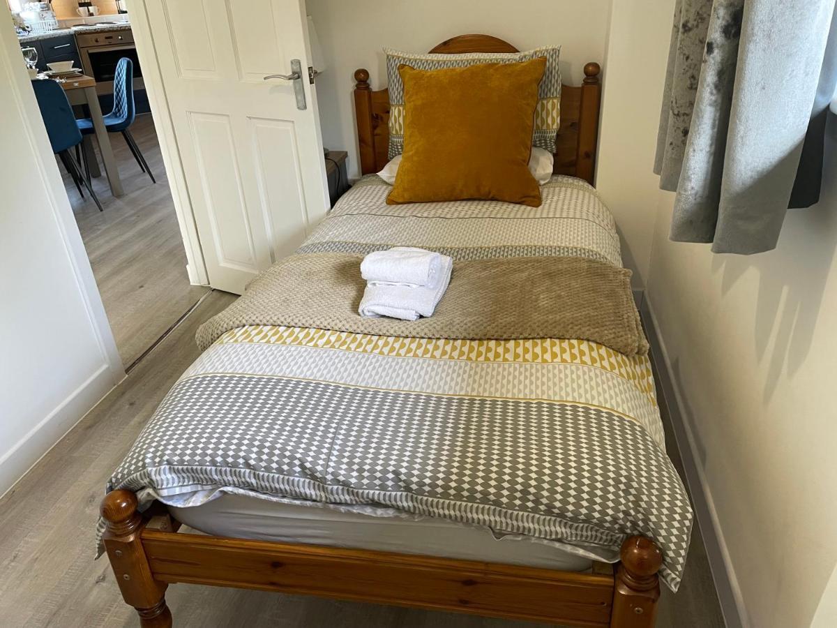Wellsfield Farm Holiday Lodges Stirling Eksteriør billede