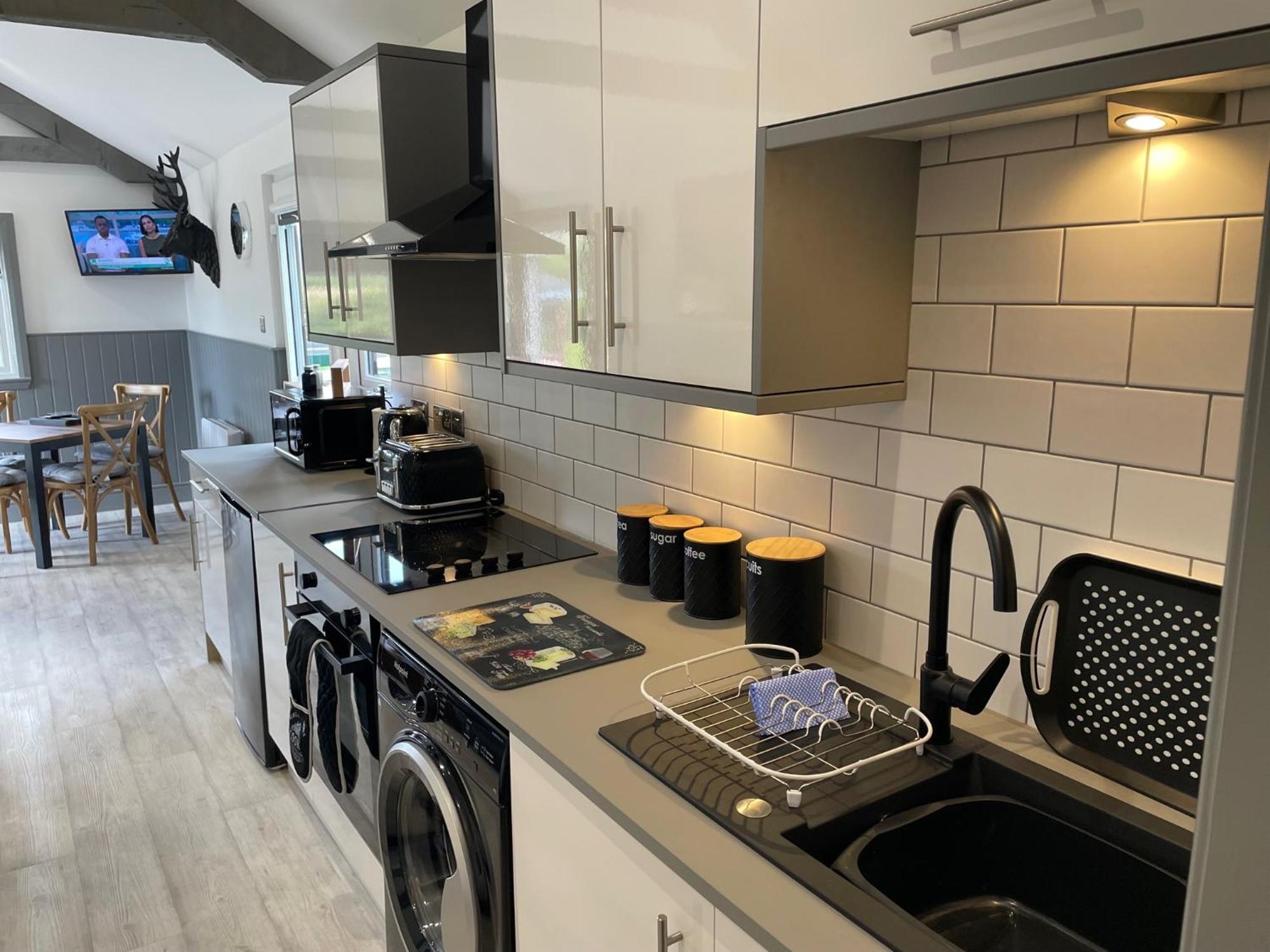 Wellsfield Farm Holiday Lodges Stirling Eksteriør billede